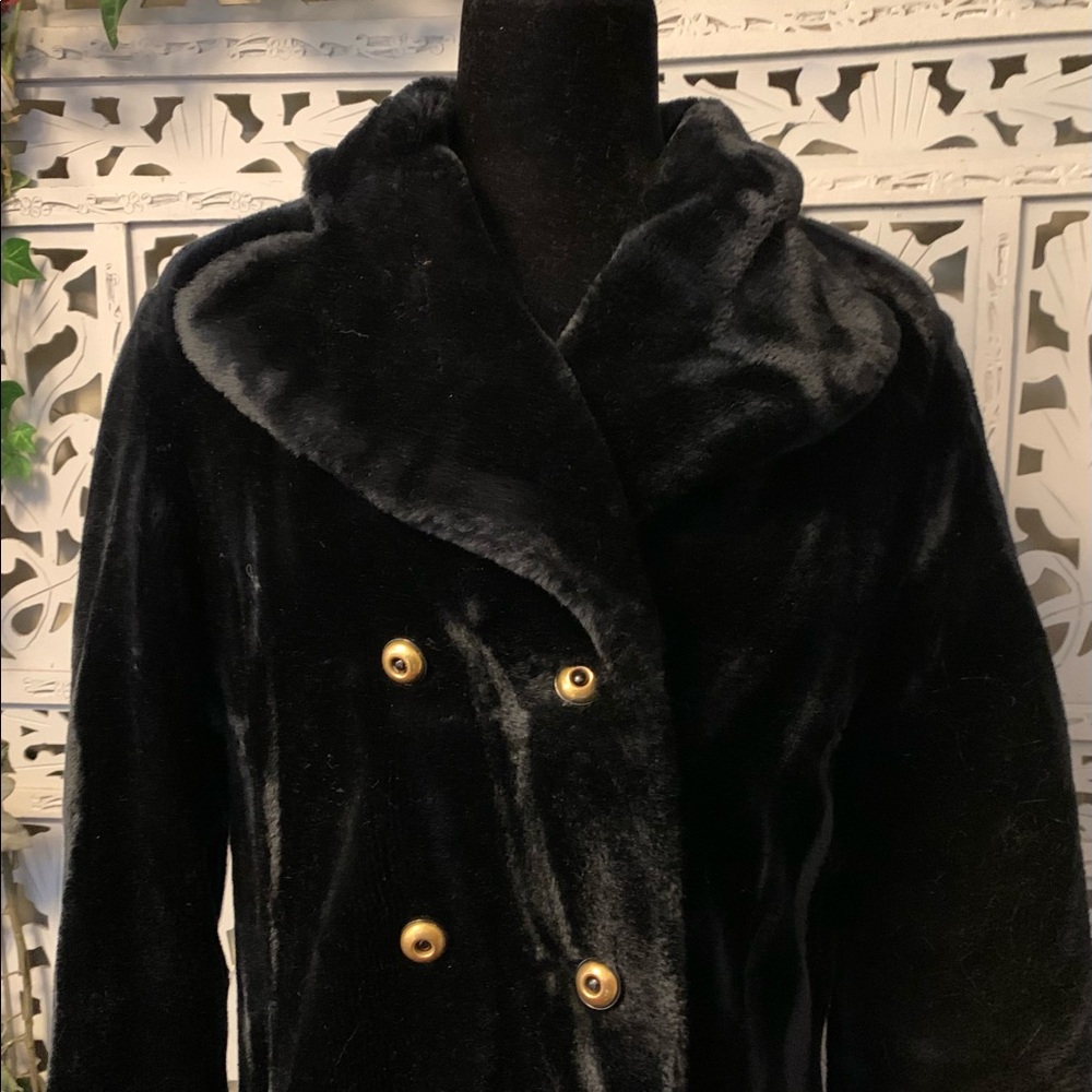 VINTAGE 70’s PLUSH BLACK FAUX FUR TEDDY COAT